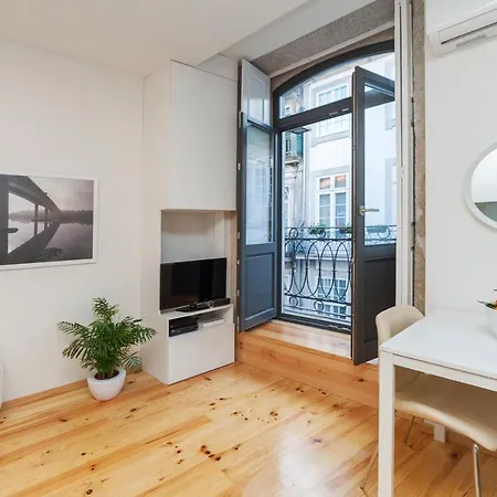Bo - Almada Apartment