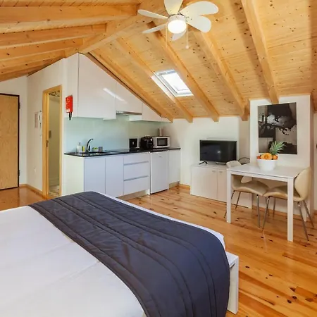 Apartment Bo - Almada