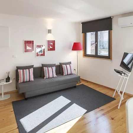 Bo - Almada Apartment